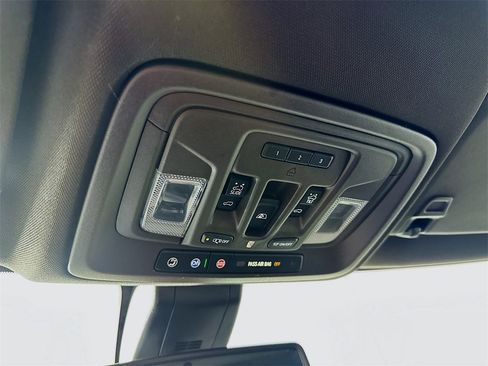 Used 2021 GMC Sierra 1500 SLT w/ SLT Premium Plus Package image 34