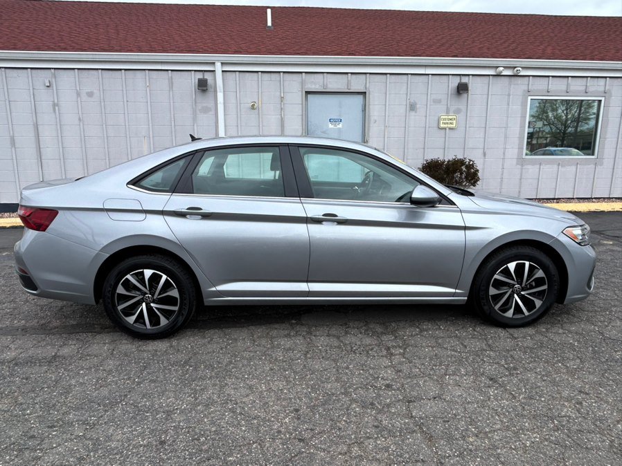 Used 2024 Volkswagen Jetta S FWD image 4