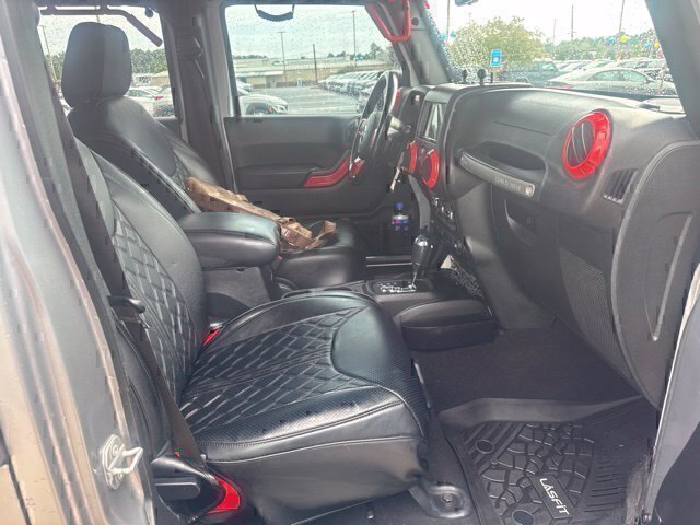 Used 2018 Jeep Wrangler Unlimited Sport S AWD/4WD image 24