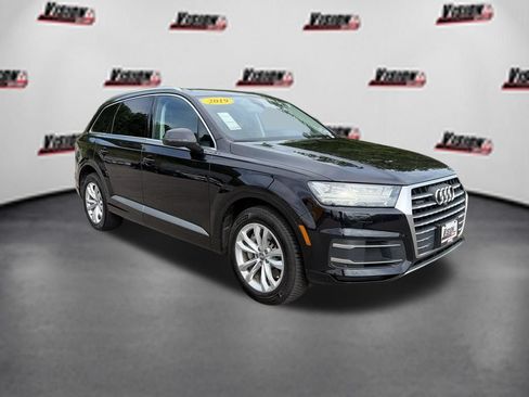 Used 2019 Audi Q7 2.0T Premium w/ Cold Weather Package AWD/4WD image 3