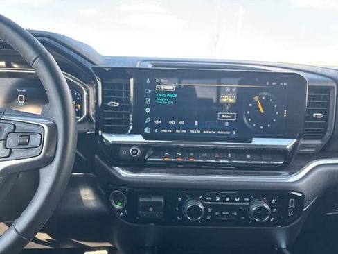 Certified 2026 Chevrolet Silverado 1500 LTZ w/ Technology Package image 18