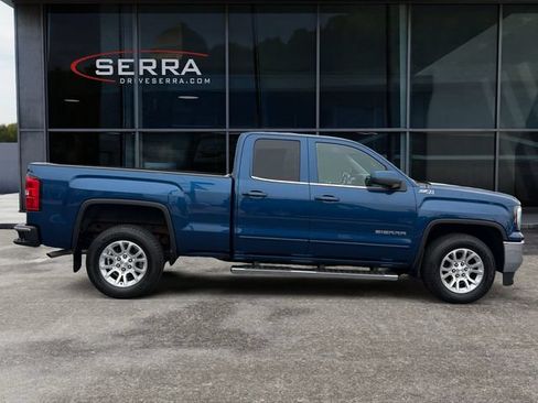 Used 2019 GMC Sierra 1500 SLE w/ SLE Value Package AWD/4WD image 6