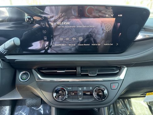 New 2026 Buick Envista Preferred FWD image 20