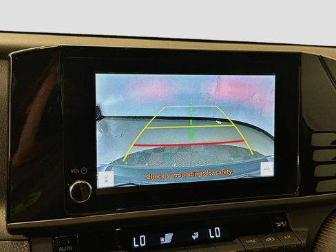 Used 2025 Toyota Camry SE FWD image 23