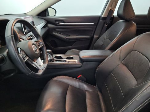 Used 2019 Nissan Altima 2.5 SL FWD image 17