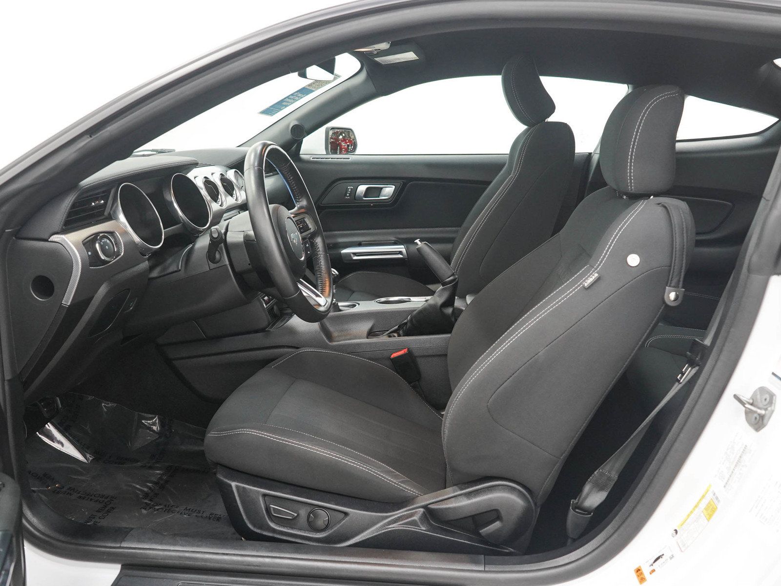 Used 2022 Ford Mustang GT RWD image 19