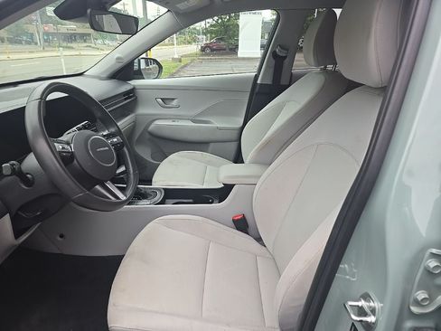Used 2025 Hyundai Kona SEL AWD/4WD image 7