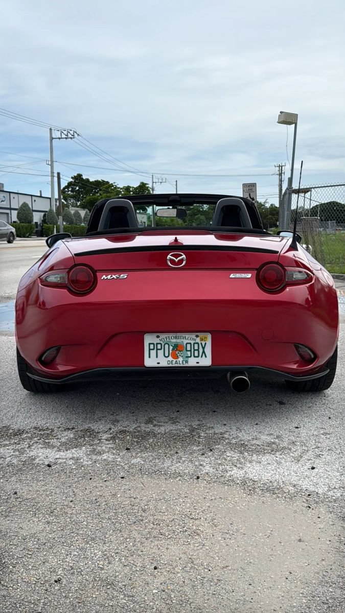 Used 2016 MAZDA MX-5 Miata Club w/ Brembo/BBS Package RWD image 49