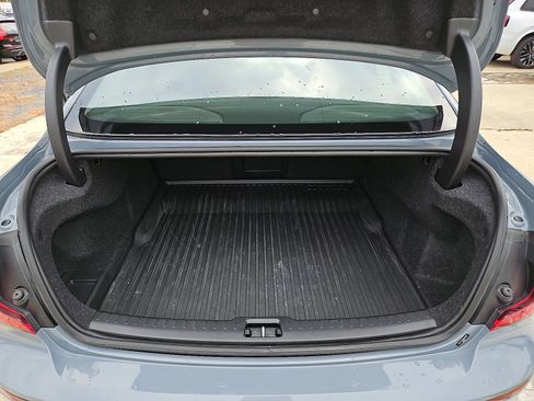 Certified 2022 Volvo S60 B5 Momentum w/ Premium Package image 29