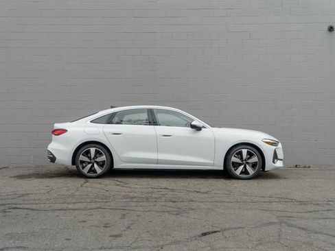 Used 2025 Audi A5 2.0T Premium w/ 19" Wheel Package AWD/4WD image 8