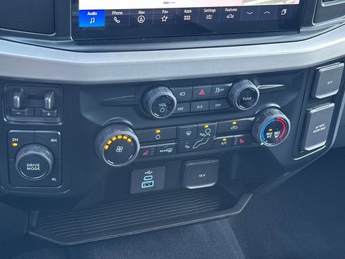 New 2025 Ford F250 XLT w/ Black Appearance Package image 18