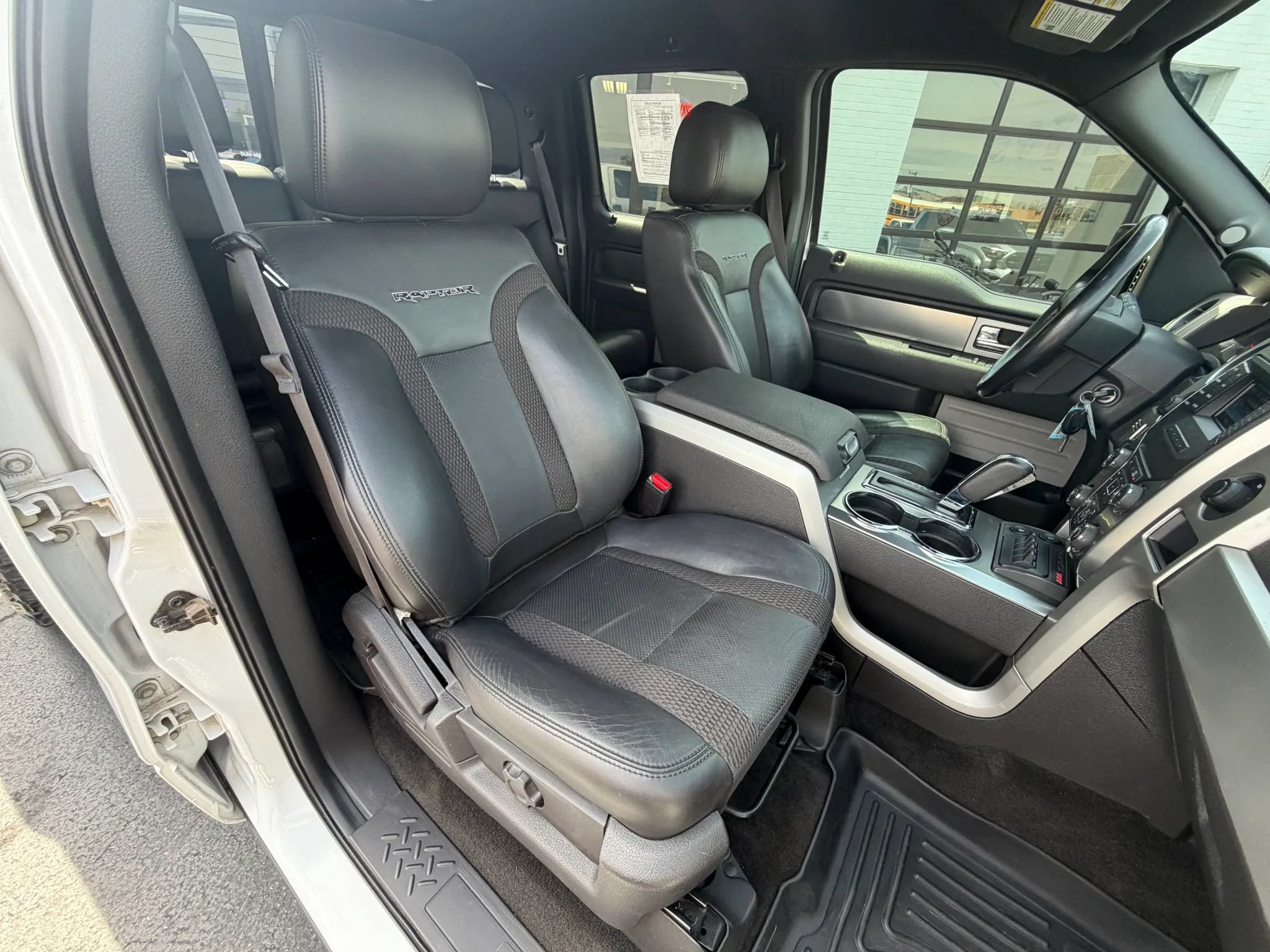 Used 2013 Ford F150 Raptor w/ Plus Pkg AWD/4WD image 12