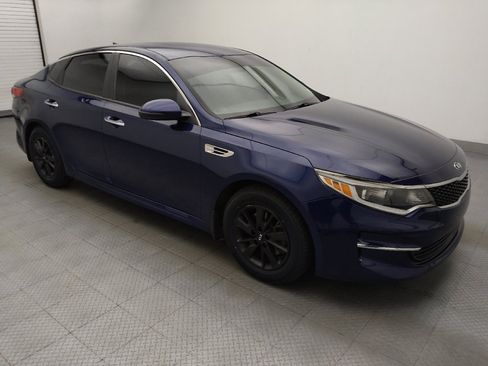 Used 2018 Kia Optima LX w/ Convenience Package FWD image 11