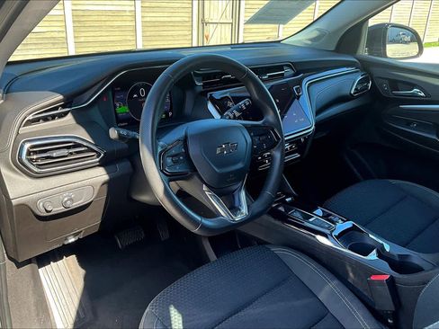 Used 2023 Chevrolet Bolt EUV LT image 16