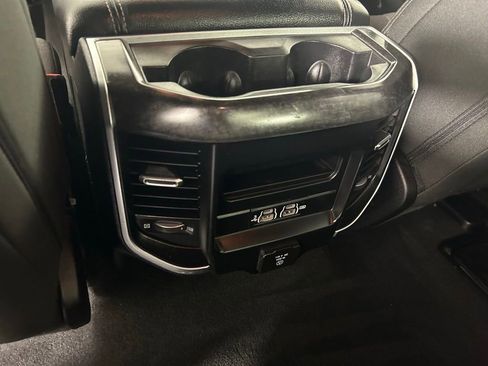 Used 2019 RAM 1500 Big Horn AWD/4WD image 15