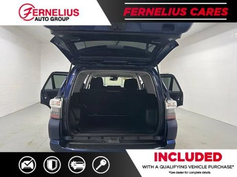 Used 2021 Toyota 4Runner SR5 AWD/4WD image 20