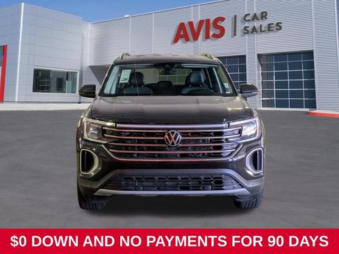 Used 2025 Volkswagen Atlas SE AWD/4WD image 2