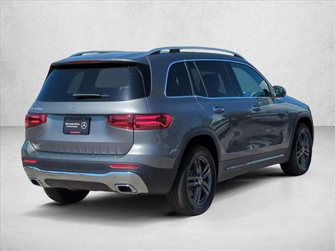 New 2026 Mercedes-Benz GLB 250 image 2