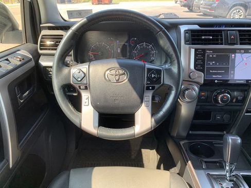 Used 2023 Toyota 4Runner SR5 Premium w/ Moonroof Package RWD image 17