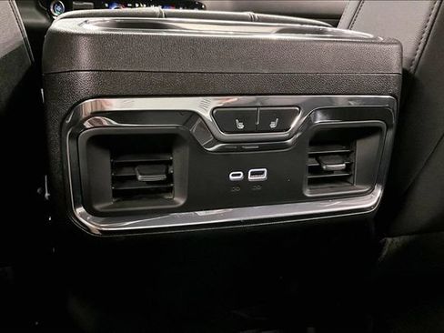 Used 2024 Chevrolet Silverado 1500 LTZ w/ LTZ Premium Package AWD/4WD image 31