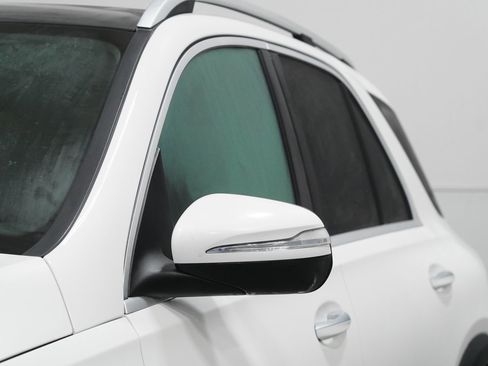 Used 2025 Mercedes-Benz GLE 350 4MATIC image 10