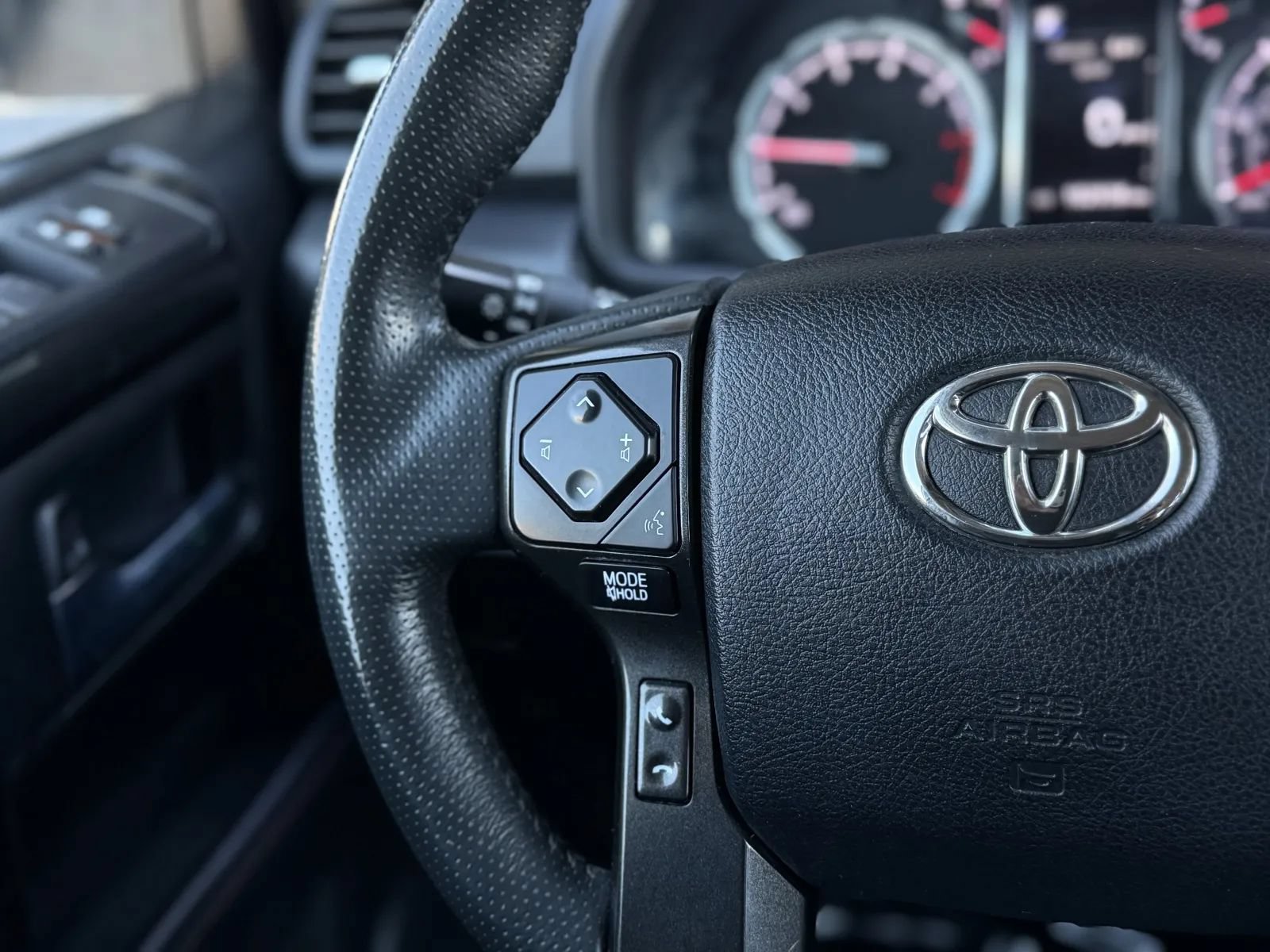 Used 2021 Toyota 4Runner TRD Off-Road Premium AWD/4WD image 20