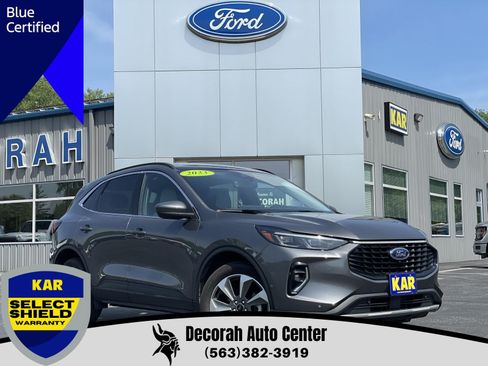 Certified 2023 Ford Escape Platinum w/ Premium Technology Package AWD/4WD image 1