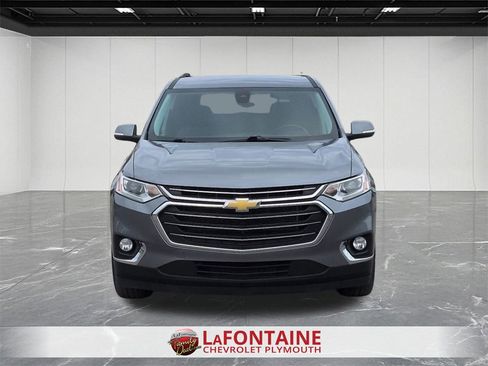 Certified 2021 Chevrolet Traverse LT image 3
