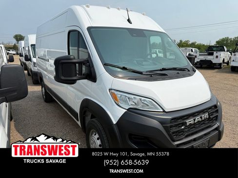 Used 2023 RAM ProMaster 2500 FWD image 4