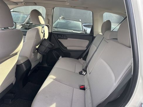 Used 2015 Subaru Forester 2.5i Premium w/ All-Weather Package image 12