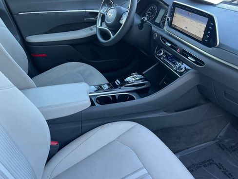 Used 2023 Hyundai Sonata SEL image 16