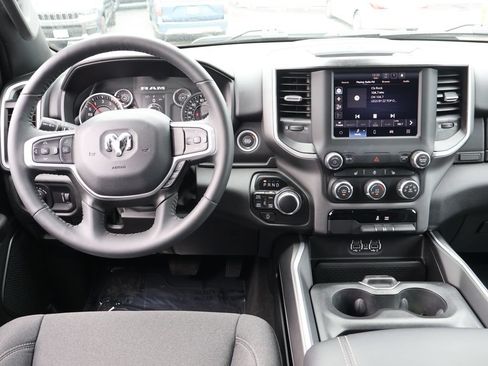 Used 2023 RAM 1500 Big Horn AWD/4WD image 18