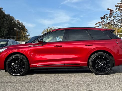 Used 2025 Lincoln Corsair Grand Touring w/ Equipment Group 302A image 7