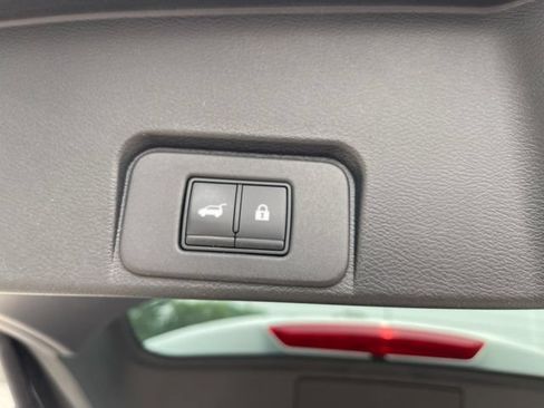 Used 2021 Nissan Rogue Platinum AWD/4WD image 18