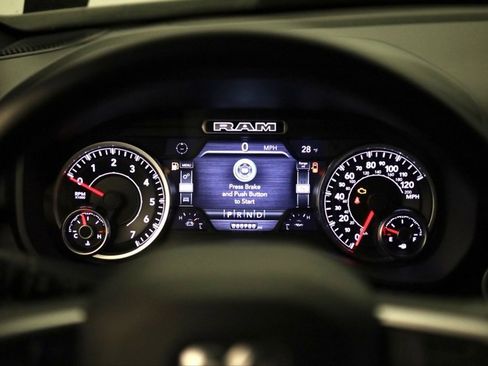 Used 2021 RAM 1500 Big Horn image 14