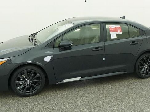 New 2026 Toyota Corolla SE FWD image 2