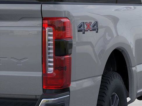 New 2026 Ford F350 Lariat image 21