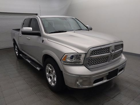 Used 2016 RAM 1500 Laramie w/ Convenience Group image 13