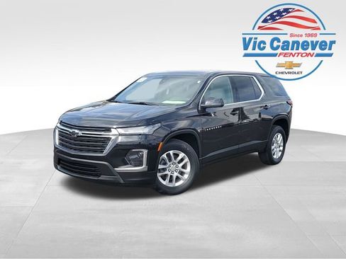 Used 2023 Chevrolet Traverse LS w/ LPO, Floor Liner Package AWD/4WD image 1