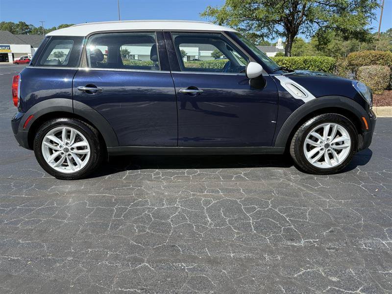 Used 2012 MINI Cooper Countryman FWD image 7