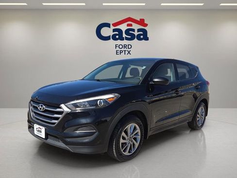 Used 2018 Hyundai Tucson SE w/ Cargo Package image 6