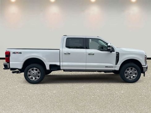 New 2026 Ford F350 Lariat w/ Lariat Premium Package image 4