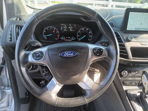 Used 2019 Ford Transit Connect XLT FWD image 18