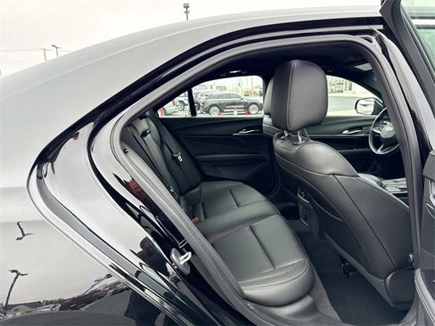 Used 2021 Cadillac CT4 Luxury w/ Cold Weather Package image 15