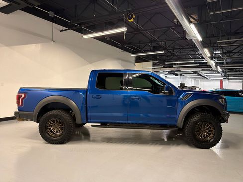 Used 2018 Ford F150 Raptor w/ Equipment Group 802A Luxury AWD/4WD image 10