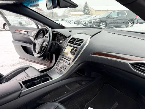 Used 2017 Lincoln MKZ Reserve w/ Luxury Package image 21