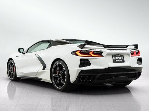 Used 2023 Chevrolet Corvette Stingray Preferred Conv w/ Z51 Performance Package RWD image 3