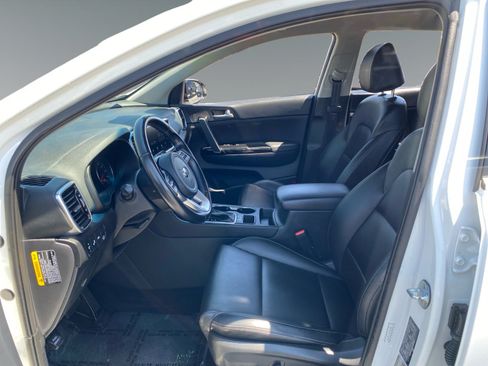 Used 2021 Kia Sportage EX FWD image 9