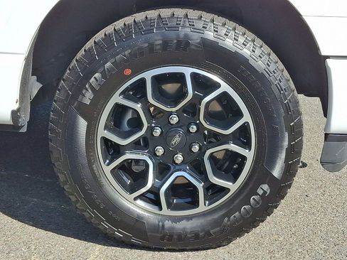 Used 2022 Ford F150 XLT w/ Equipment Group 302A High image 9