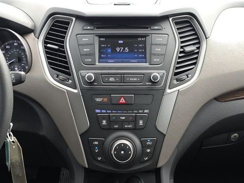 Used 2018 Hyundai Santa Fe Sport image 10